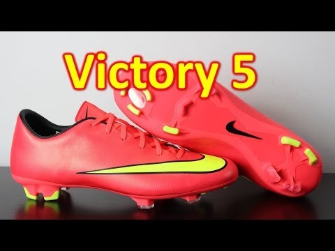 Nike Mercurial Victory 5 Hyper Punch/Volt - Unboxing + On Feet - UCUU3lMXc6iDrQw4eZen8COQ