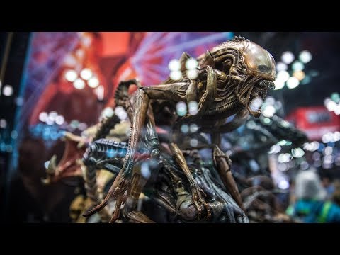 Sideshow Collectibles' Aliens and Predators at New York Comic Con! - UCiDJtJKMICpb9B1qf7qjEOA