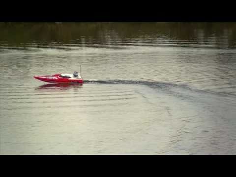 Red Dolphin RC Boat  - Testing Different Batteries - UCDmaPHBzr724MEhnOFUAqsA