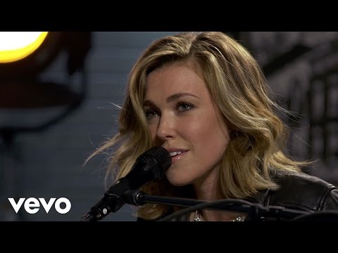 Rachel Platten - Fight Song - Vevo DSCVR (Live) - UC2pmfLm7iq6Ov1UwYrWYkZA