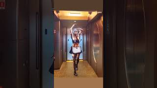 揺れる電車の中でメイドさんがバランス取るだけの動画 #vtuber #luma #picpic #総本舗中村家 #中村P子 #ai動画 #a
