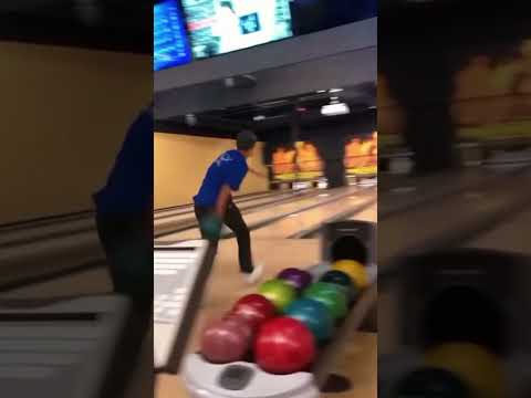 Funny bowling fails #PetFYP #funnyfilters #funnychallenge #filterchallenge #trynottolaugh #usa