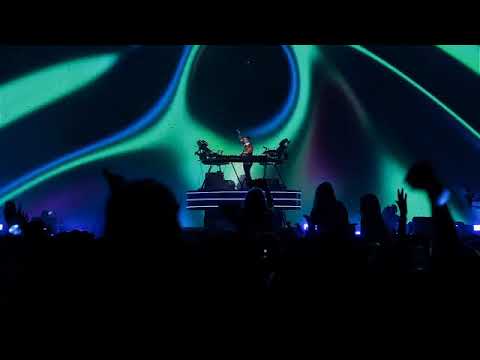 Kygo, Kim Petras - Broken Glass (Live from NYC)