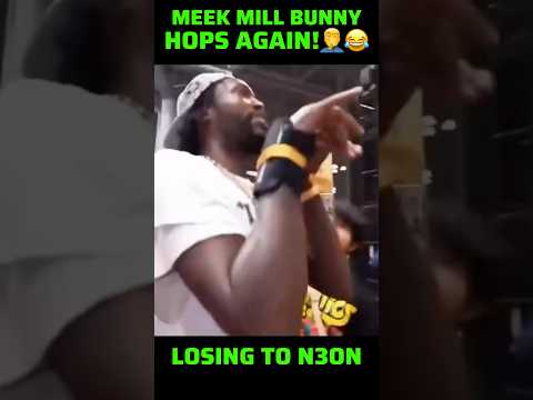 Meek Mill Bunny Hops again losing to N3on #meekmill #n3on #fanaticsfest