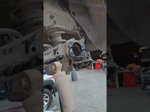 Replacement <strong>rear</strong> wheel Shock Leakage #auto #mechanic