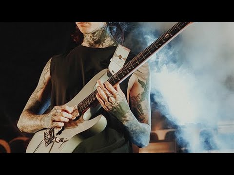You have NEVER heard Wonderwall like this… 🎸(Danny Yau)