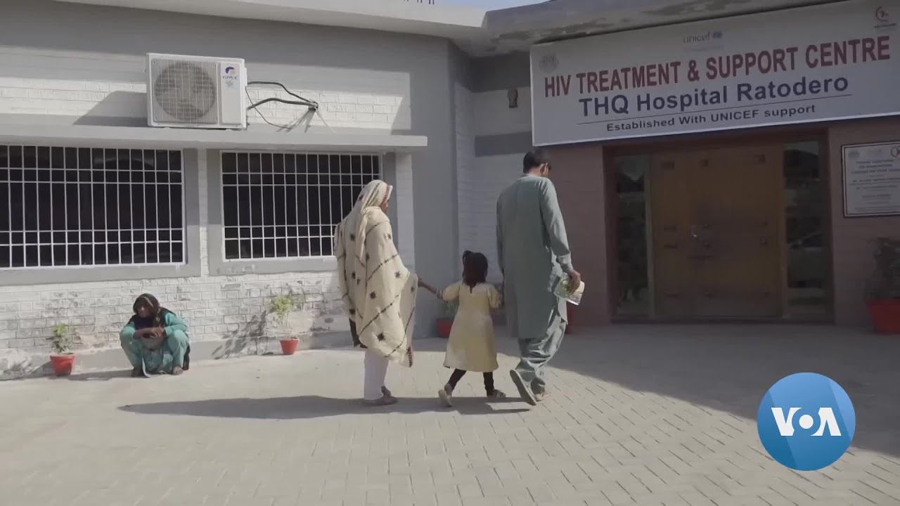 Health Care Access Difficult for HIV Patients in Flood-Ravaged Areas of Pakistan