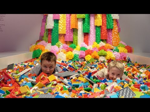 What's inside The LEGO House? - UCSrPuHtKbst7Zy8pyWn_3Cg