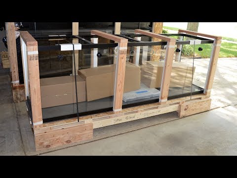 Unboxing My 300 Gallon Aquarium! It's finally here! My 300g tank from Custom Aquariums has been delivered. In this video I show the u