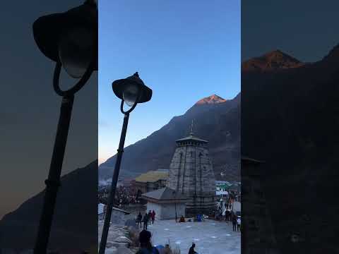 hare Krishna hare Hrishna Krishna Krishna hare hare by sadhana sargam