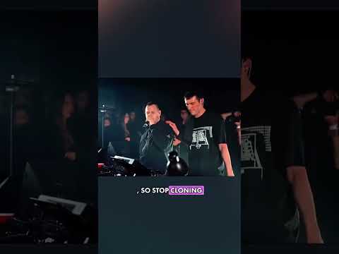 Imaging seeing & at the same show 😍 😍 😍 Epic! 🎤 #fredagain #bornslippy #electronicmusic