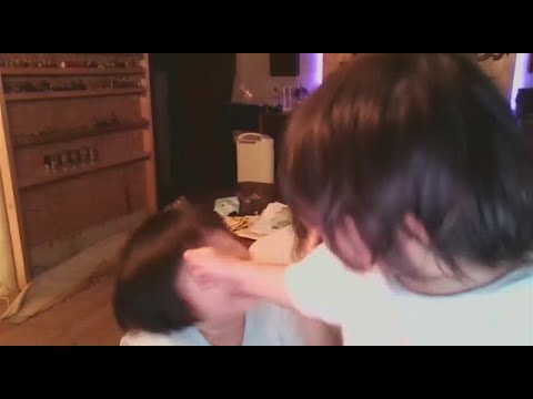 ワンインチパンチをお見舞いする3歳