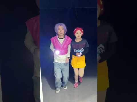 鲁米有点近视#kpopdemonhunters #cosplay #huntrix