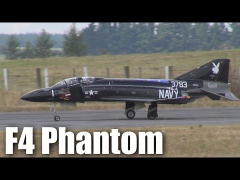 F4 Phantom jet turbine RC plane chute failure - UCQ2sg7vS7JkxKwtZuFZzn-g