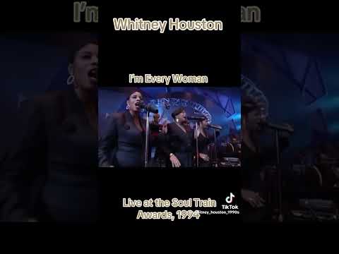 Whitney performing “I’m Every Woman” on The Soul Train Awards in 1994 🎤