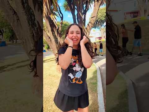 Hii ELA É FELIZ! #shorts #fy #fypシ゚viral #shortsviral #shortsvideo #dancing