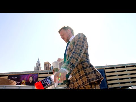 Eichel, Vegas arrive to arena in style | 2023 Quest for the Stanley Cup