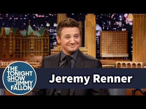 Jeremy Renner's Haircut History - UC8-Th83bH_thdKZDJCrn88g