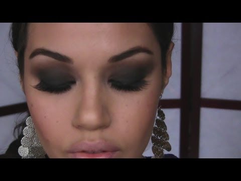 New Year's Smokey Eye Makeup Tutorial​​​ | Eman​​​ - UCaZZh0mI6NoGTlmeI6dbP7Q