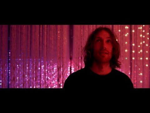 Crooked Colours - I'll Be There [Official Video] - UCqYGNR5BWbd0YBUubDCSA_w