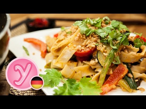 asiatische VEGGIE NUDELPFANNE in Curry-Kokos-Sauce - vegan - UC990hStWQ3tgj1Zk_ASTRoQ