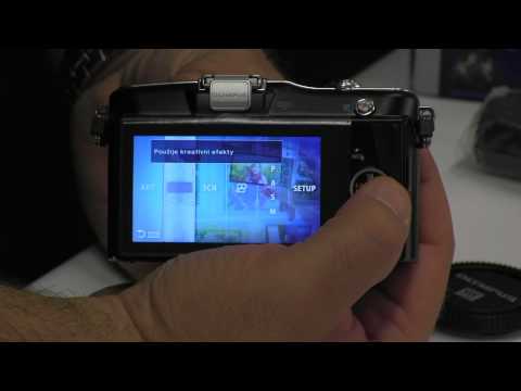 Videorecenze Olympus PEN E-PM1 + 12-50 mm stříbrný