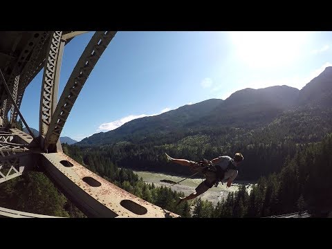 Chasing The Adrenaline Dragon;  100' rope swing off a bridge - UCDdexmadlPoz-4ATqc1NMJQ