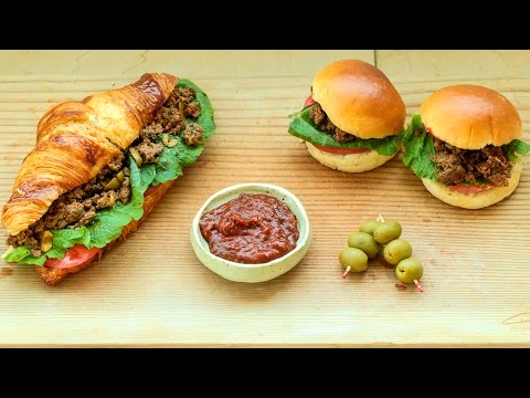 Meat Croissant Sandwiches and Sliders / شطائر اللحم - CookingWithAlia - Episode 383 - UCB8yzUOYzM30kGjwc97_Fvw