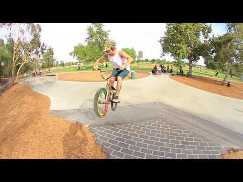 Riding BMX at the P-Rod Skatepark in LA - UCEt2RMm3EqtoerqX0-fUpfw