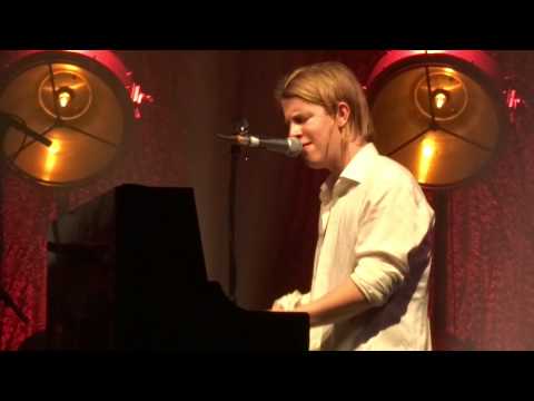 Tom Odell - Sirens (2014 03-14 - Paris)