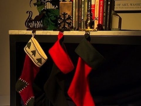 CNET News - Gift Guide: Digital stocking stuffers under $50 - UCOmcA3f_RrH6b9NmcNa4tdg