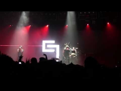 Nine Inch Nails - Head Down (live from Sacramento)