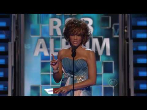 2009 GRAMMY Awards - Whitney Presents/Jennifer Hudson Wins - UClzCn8DxRSCuMFv_WfzkcrQ