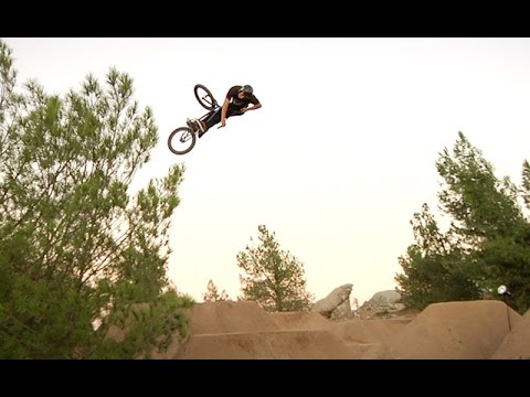 Ride BMX: Matt Cordova & Larry Edgar at "FOD" - UCdJBLqPpsyNSPmAhVmD3HSg