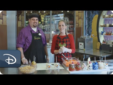 DIY Holiday: How-To Make an Olaf-Inspired Candy Apple | Walt Disney World - UC1xwwLwm6WSMbUn_Tp597hQ