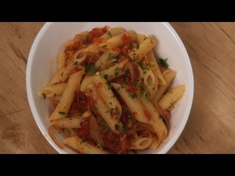 Quick Pasta in Tomato Sauce - UCmoX4QULJ9MB00xW4coMiOw