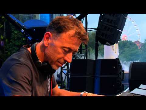 Tomorrowland 2014 | Benny Benassi - UCsN8M73DMWa8SPp5o_0IAQQ