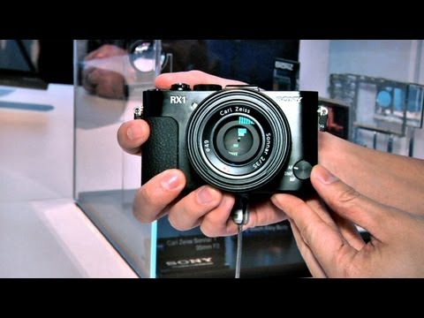 CES 2013: Hands-On with Sony RX1 Full-Frame Camera - UCiDJtJKMICpb9B1qf7qjEOA
