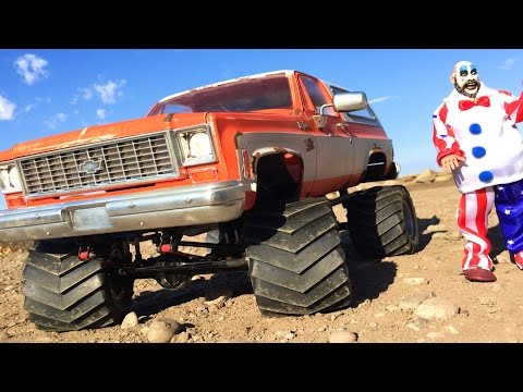 RC ADVENTURES - PULLER TRUCK for Captain Spaulding - CHEVROLET BLAZER Halloween 4x4 Build Video - UCxcjVHL-2o3D6Q9esu05a1Q