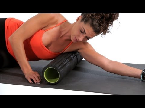 How to Foam Roll Your Lats | Foam Rolling - UCSpVHeDGr9UbREhRca0qwsA