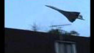 Concorde - Take-off over the neighbourhood - Heathrow