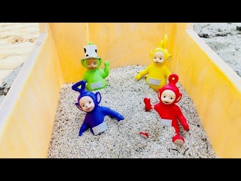 Toy DUMP TRUCK Sand Delivery on Beach Teletubbies Toys