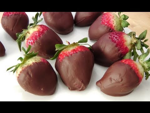 How to Make Chocolate Covered Strawberries - by Laura Vitale - Laura in the Kitchen Ep. 99 - UCNbngWUqL2eqRw12yAwcICg