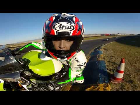 GoPro HD:  AMA Pro Road Racing - Shelina Moreda Test Ride - UCqhnX4jA0A5paNd1v-zEysw