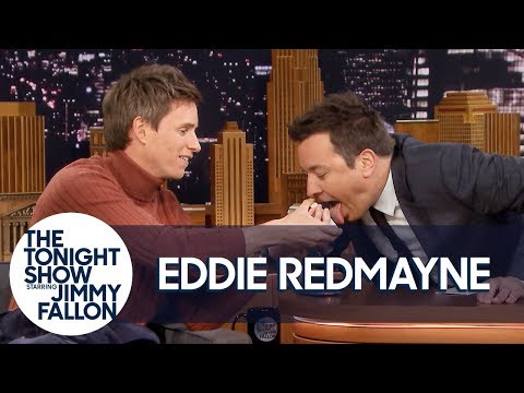 Eddie Redmayne Performs a Magic Trick for Jimmy Fallon - UC8-Th83bH_thdKZDJCrn88g