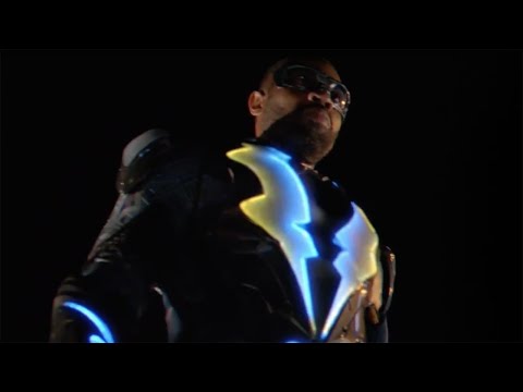 Black Lightning Cast and Co-Creator Talk Origins - UCKy1dAqELo0zrOtPkf0eTMw