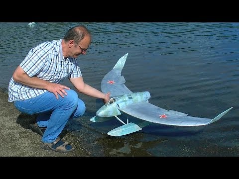 FUTURISTIC RC MODEL SEAPLANE "THE SICKLE" FLIGHT DEMONSTRATION - UCH6AYUbtonG7OTskda1_slQ