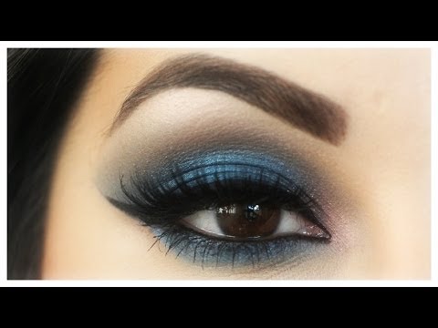 Urban Decay Vice 2  Palette Tutorial: Madness Blue and Baby Pink Lips - UCBc5MfHtsqVcT5E9A44LOvw