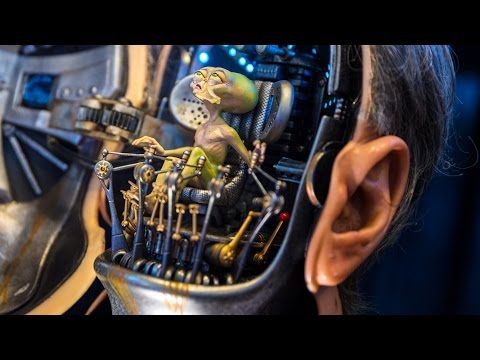 Special Effects Creatures at Monsterpalooza 2015 - UCiDJtJKMICpb9B1qf7qjEOA