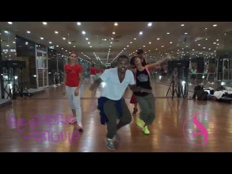 Robin Thicke - Blurred Lines ft. T.I., Pharrell ft Alejandro Angulo HD